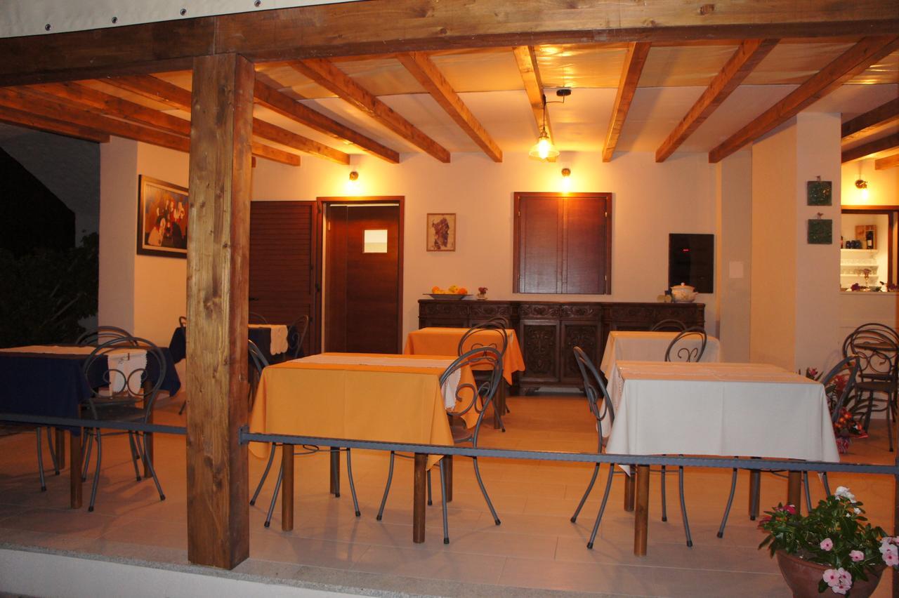 Bed and Breakfast Locanda Farorientale Санта-Лючія Екстер'єр фото